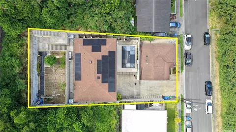 1169 Mona St, Honolulu, HI 96821