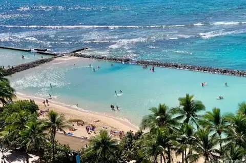 2470 Kalakaua Ave #1604, Honolulu, HI 96815