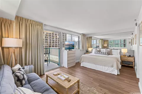 444 Kanekapolei St #1203, Honolulu, HI 96815