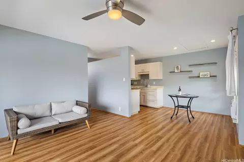94-1037 Paha Pl #S-7, Waipahu, HI 96797