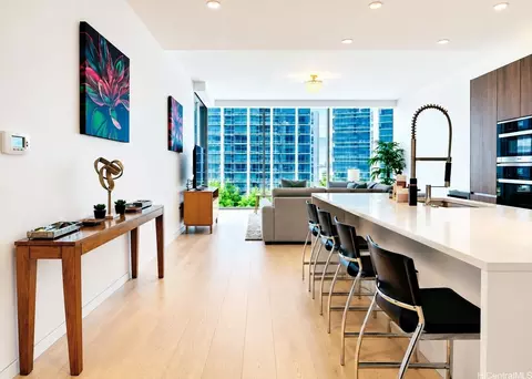 1118 Ala Moana Blvd #1003, Honolulu, HI 96814