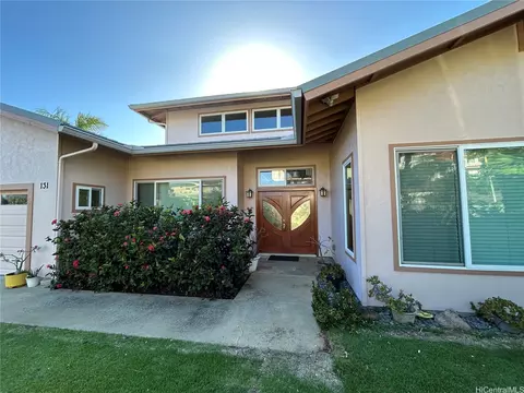 131 Hoahana Pl, Honolulu, HI 96825