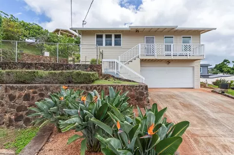 710 Hoohoa Pl, Pearl City, HI 96782