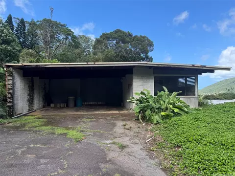 3211 Melemele Pl, Honolulu, HI 96822