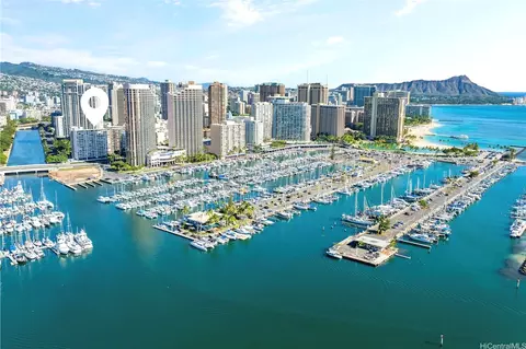 1676 Ala Moana Blvd #906, Honolulu, HI 96815