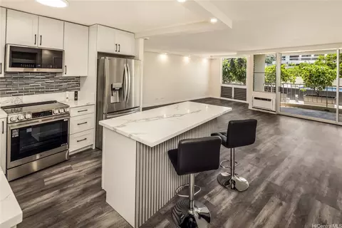 1717 Ala Wai Blvd #306, Honolulu, HI 96815