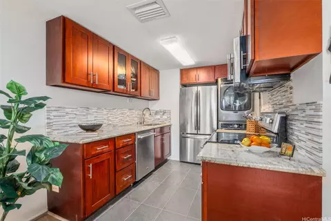 700 Richards St #802, Honolulu, HI 96813
