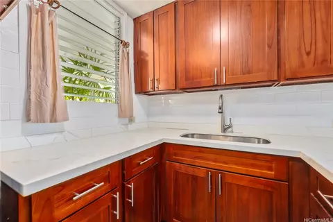 3121 Pualei Cir #14, Honolulu, HI 96815