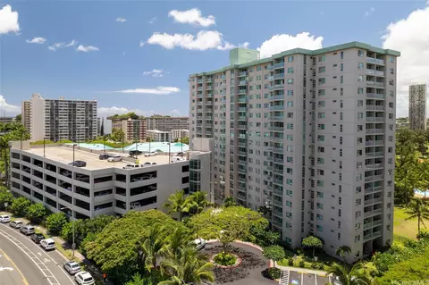 3009 Ala Makahala Pl #213, Honolulu, HI 96818