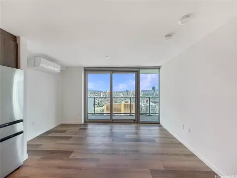 1500 Rycroft St #2707, Honolulu, HI 96814
