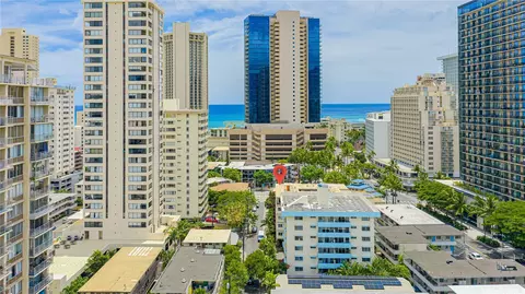 222 Kaiulani Ave #PH3, Honolulu, HI 96815