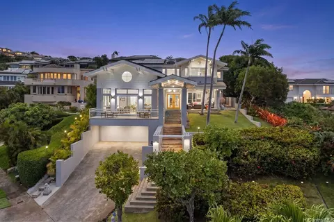 Exterior - 626 Kahiau Loop, Honolulu, HI 96821 photo 1 of 1