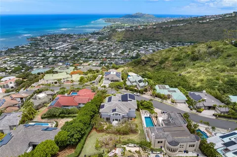 View/Area - 626 Kahiau Loop, Honolulu, HI 96821 photo 4 of 5