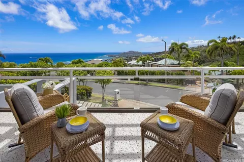 View/Area - 626 Kahiau Loop, Honolulu, HI 96821 photo 1 of 5