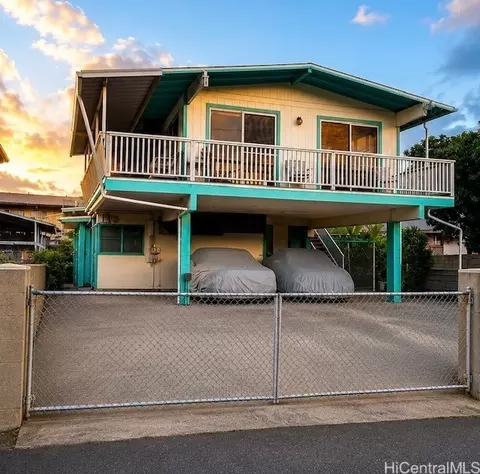1653 Gulick Ave, Honolulu, HI 96819