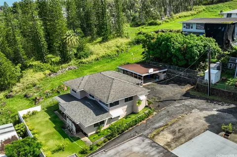 1328 Mamalu St #A, Honolulu, HI 96817