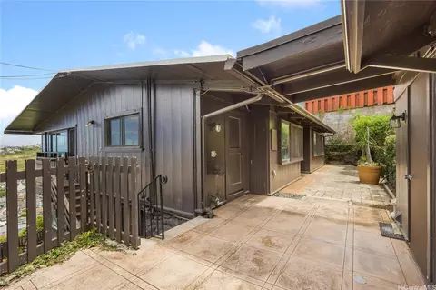 1602 Mikahala Way Apt Ab C Way #A,B, & C, Honolulu, HI 96816