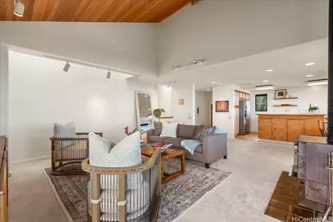 Living - 162 Koheo Rd, Kula, HI 96790 photo 2 of 3
