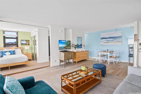 201 Ohua Ave #3213, Honolulu, HI 96815