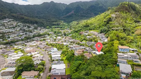 3296 Pinaoula St, Honolulu, HI 96822