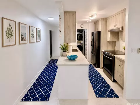2233 Ala Wai Blvd #12C, Honolulu, HI 96815