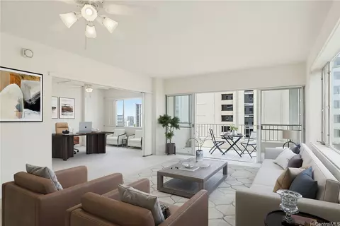 1001 Wilder Ave #301, Honolulu, HI 96822