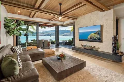 176 Hanapepe Loop, Honolulu, HI 96825 photo 11