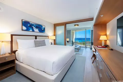 2139 Kuhio Ave #2109, Honolulu, HI 96815