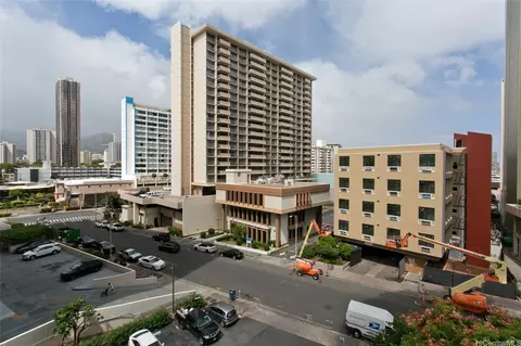 750 Amana St #605, Honolulu, HI 96814