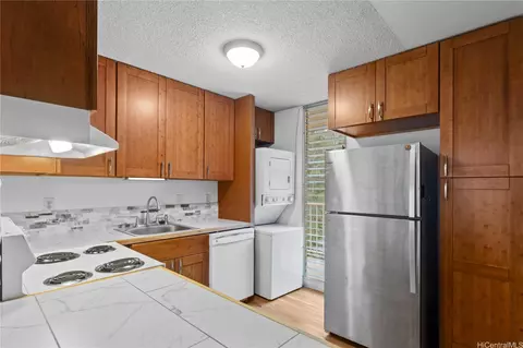 95-257 Waikalani Dr #B804, Mililani, HI 96789