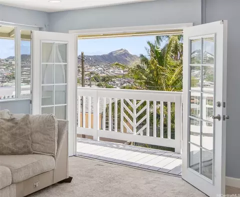 1720 Palolo Ave # E, Honolulu, HI 96816
