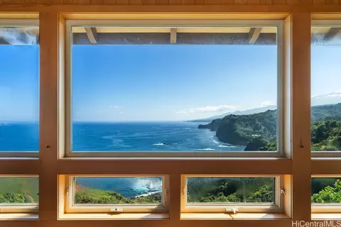 180 Door Of Faith Rd, Haiku, HI 96708