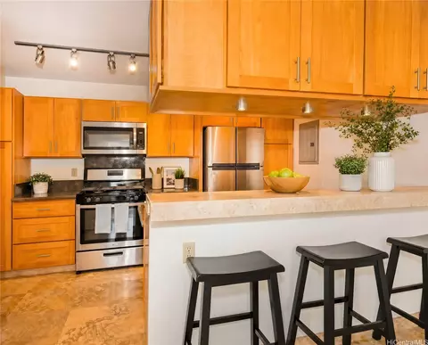 91-1135 Puamaeole St #20D, Ewa Beach, HI 96706