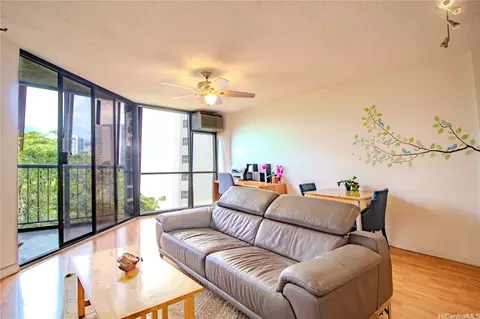 60 N Beretania St #604, Honolulu, HI 96817