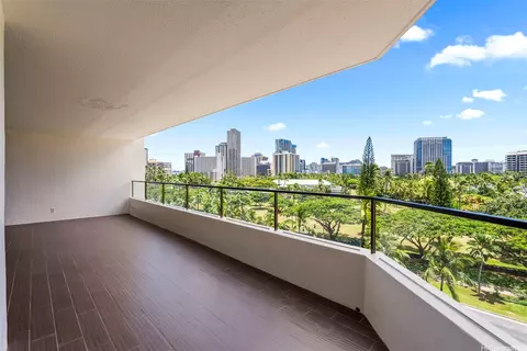 1910 Ala Moana Blvd #7B, Honolulu, HI 96815