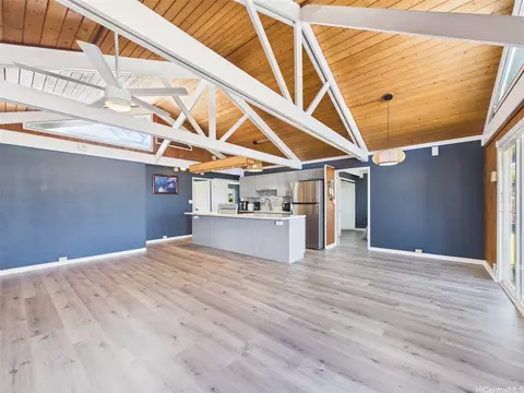 85-1290 Kumaipo St, Waianae, HI 96792