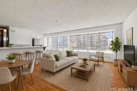 2525 Date St #906, Honolulu, HI 96826
