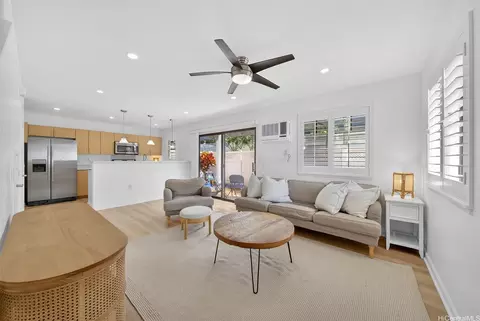 95-937 Ukuwai St #806, Mililani, HI 96789
