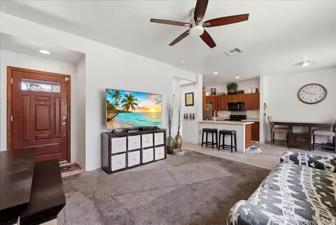 91-6221 Kapolei Pkwy #105, Ewa Beach, HI 96706