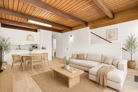 4206 Keanu St #2, Honolulu, HI 96816