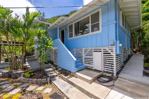 3017 Lanikaula St, Honolulu, HI 96822