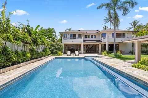 950 Kealaolu Ave, Honolulu, HI 96816
