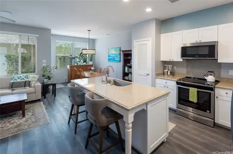 91-2220 Kaiwawalo St #103, Ewa Beach, HI 96706