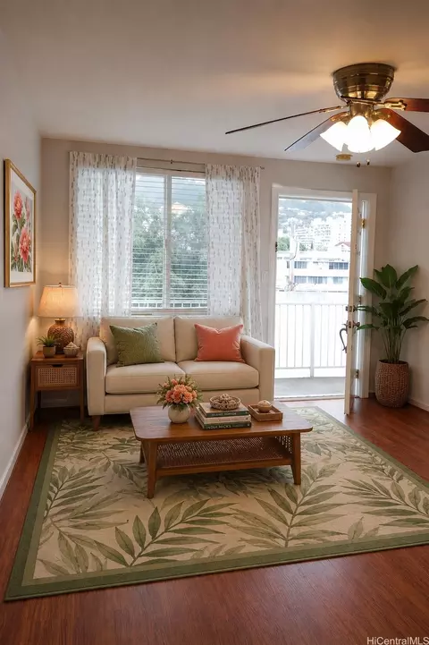 1504 Liholiho St #401, Honolulu, HI 96822
