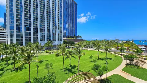 333 Ward Ave #424, Honolulu, HI 96814