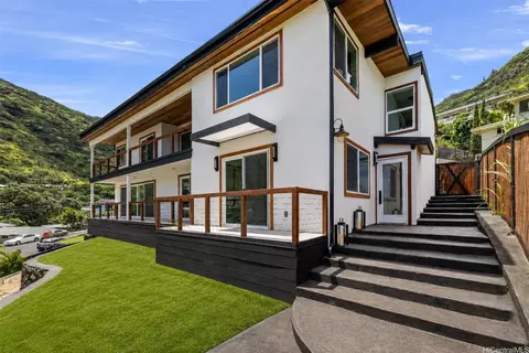 852 Kainoa Pl, Honolulu, HI 96821