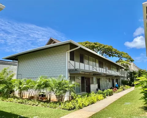 4210 Keanu St #4, Honolulu, HI 96816