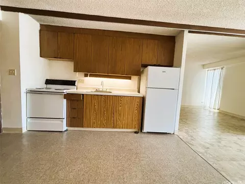 1655 Makaloa St #803, Honolulu, HI 96814