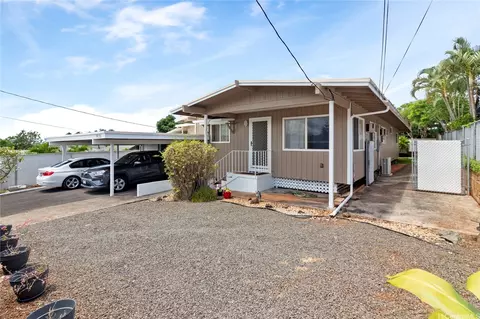 94-1136 Lumiauau St, Waipahu, HI 96797