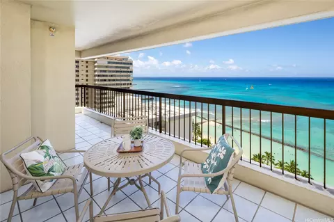2470 Kalakaua Ave #2201, Honolulu, HI 96815